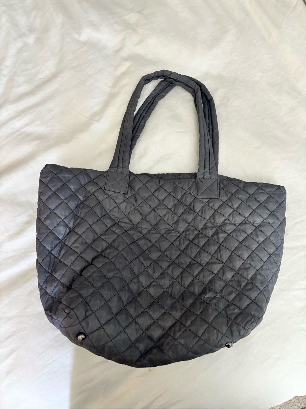 Quilted tote bag